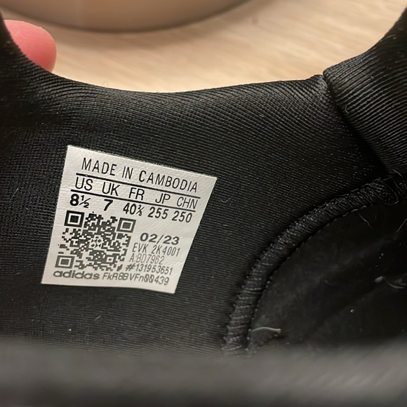 Adidas swift Run shoes size 8.5 - Picture 5 of 6